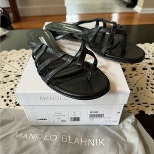 NWB Manolo Blahnik Soliman Napa Flat Sandals.